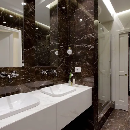 Domna Luxury