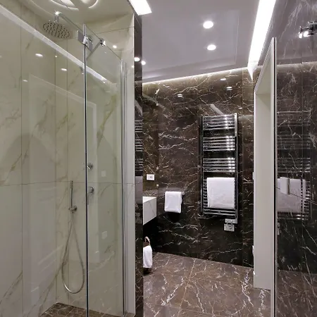 Domna Luxury Pensión 4*