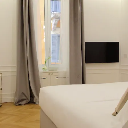 Domna Luxury 4* Рим